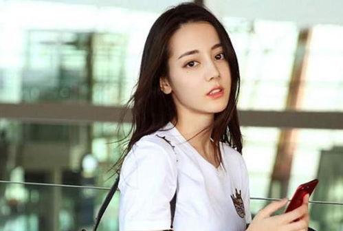 吃瓜娛樂迪麗熱巴楊洋,瓜田娛樂，甜蜜互動(dòng)引關(guān)注