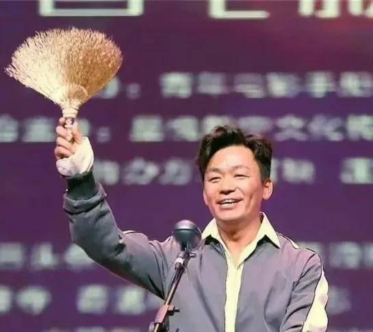 娛樂圈吃瓜小料的危害,揭秘其潛在危害與反思