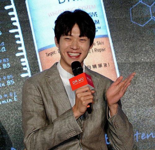 娛樂圈吃瓜小組名單公布,揭秘明星幕后故事，揭秘娛樂圈真相