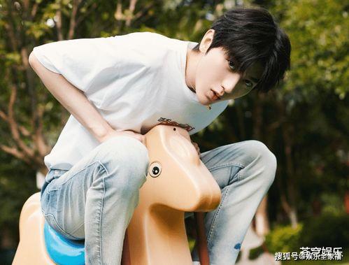 蔡徐坤娛樂(lè)吃瓜圖片大全,盤(pán)點(diǎn)那些搞笑又溫馨的瞬間