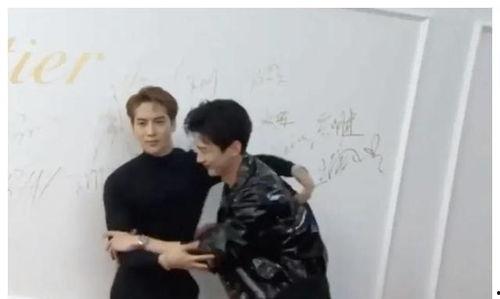 綜藝娛樂圈吃瓜爆料小說,揭秘幕后真相，吃瓜群眾狂歡盛宴