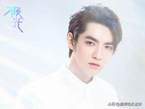 娛樂吃瓜爆料易烊千璽,娛樂圈的神秘瓜王，揭秘他的吃瓜傳奇