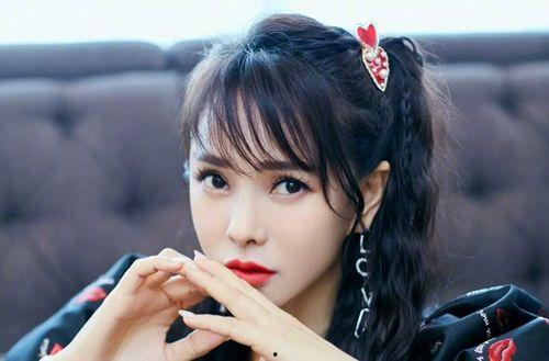 娛樂(lè)吃瓜小將伊能靜