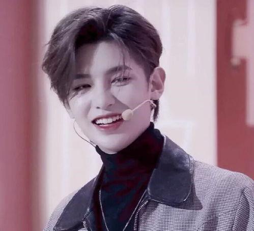 吃瓜娛樂(lè)黃明昊,吃瓜娛樂(lè)界的青春偶像